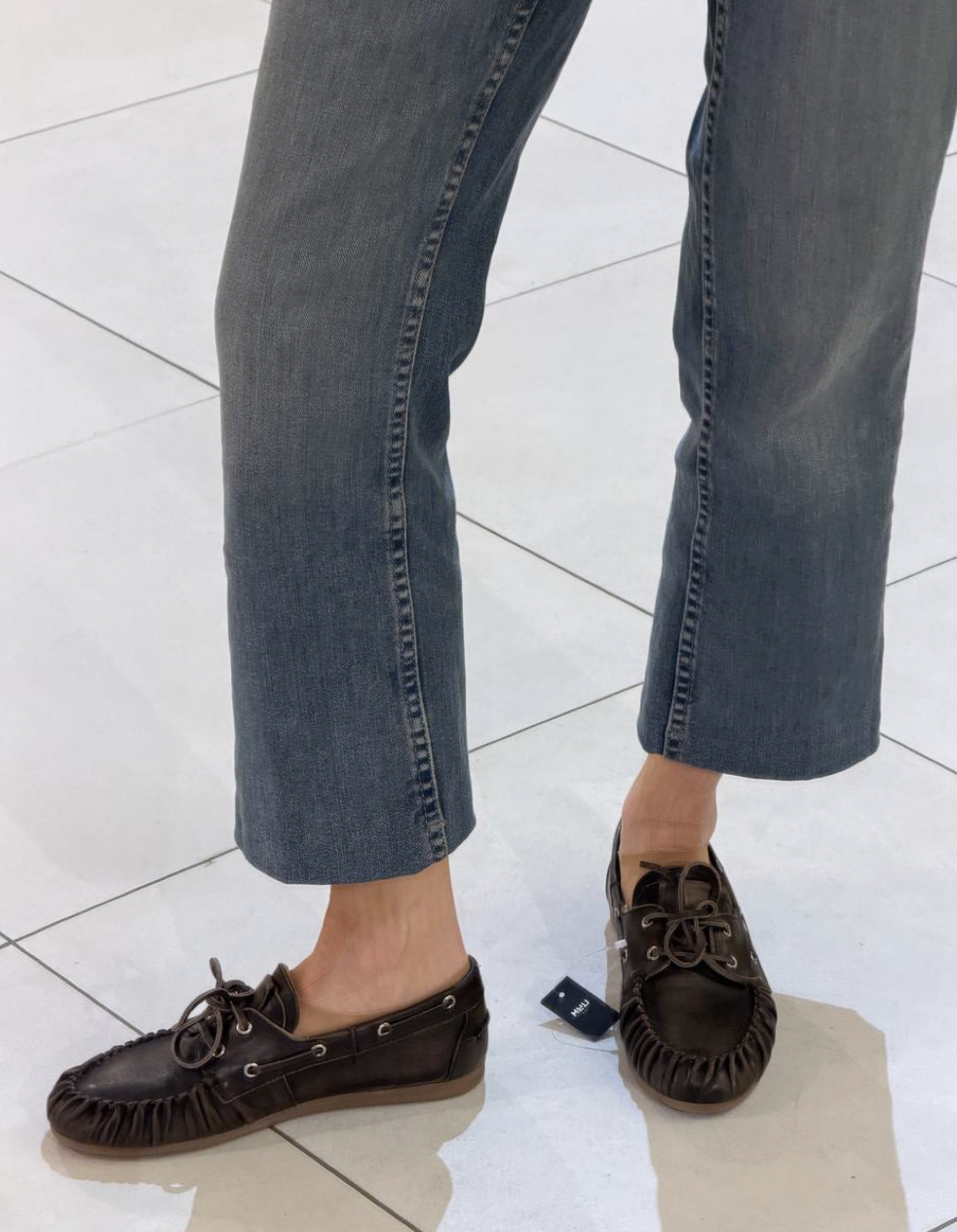 "Урвала": Надя Дорофеева показала мокасины, которые делают весенний образ дороже